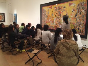 students-at-the-museum_22627959010_o